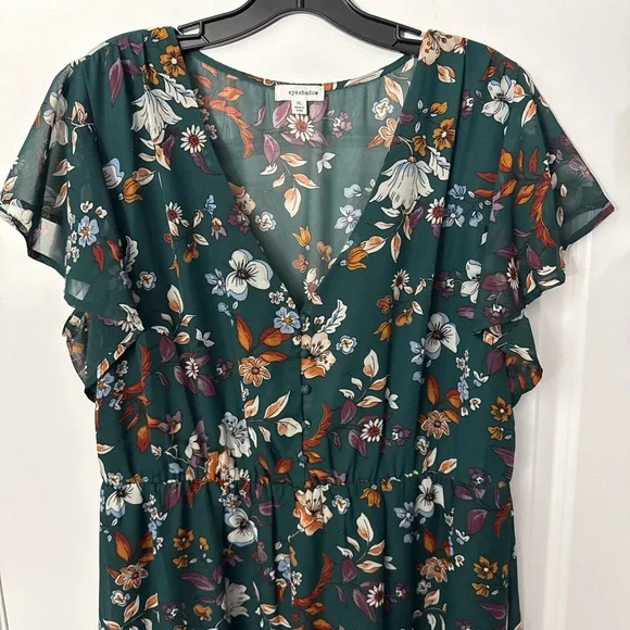 Eyeshadow forest green short sleeve dress with floral print midi - Picture 2 of 9